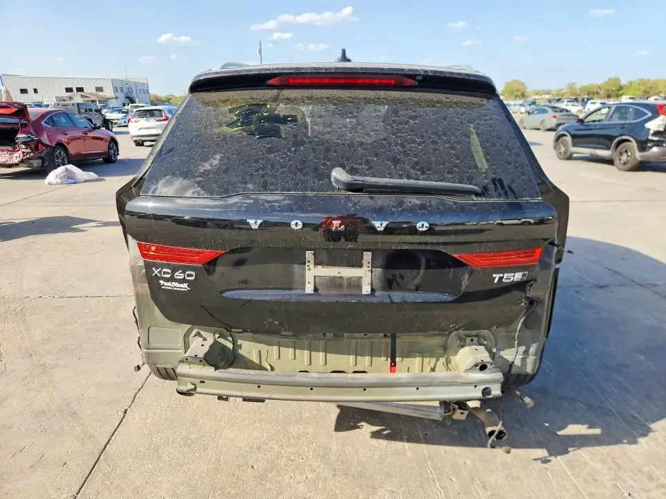 2018 VOLVO XC60 T5 INSCRIPTION  