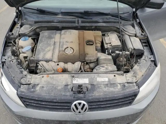 2012 VOLKSWAGEN JETTA SE  