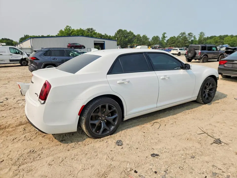 2021 CHRYSLER 300 S  