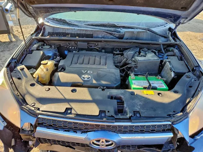 2011 TOYOTA RAV4 LIMITED  