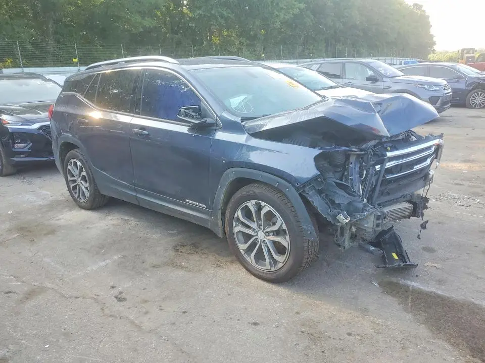 2019 GMC TERRAIN SLT  