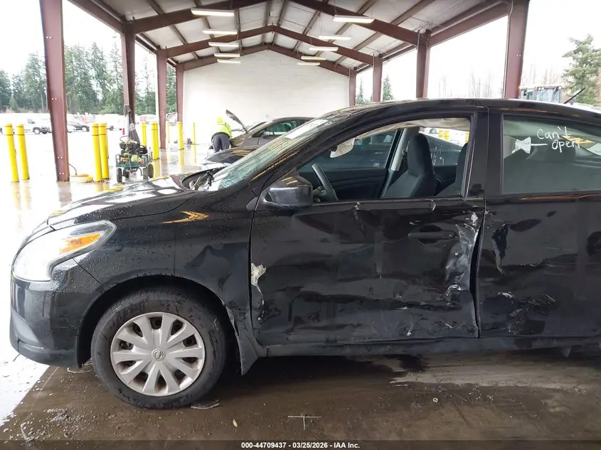 2017 NISSAN VERSA 1.6 S+