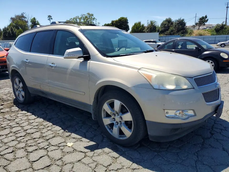 2010 CHEVROLET TRAVERSE LTZ  
