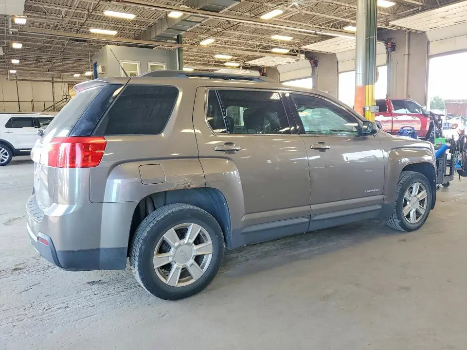 2012 GMC TERRAIN SLE  