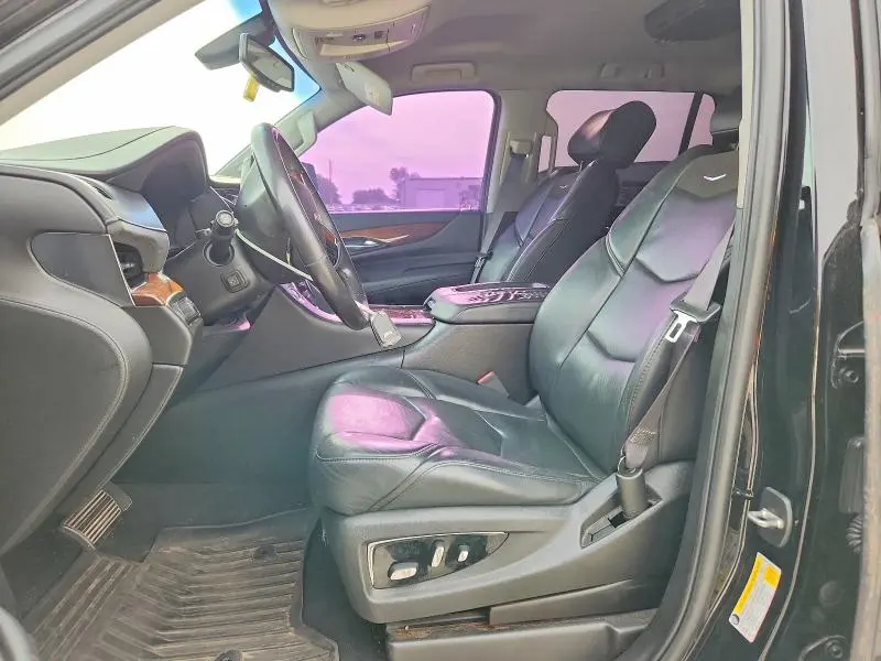 2017 CADILLAC ESCALADE   