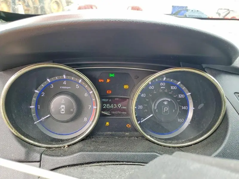 2011 HYUNDAI SONATA GLS  