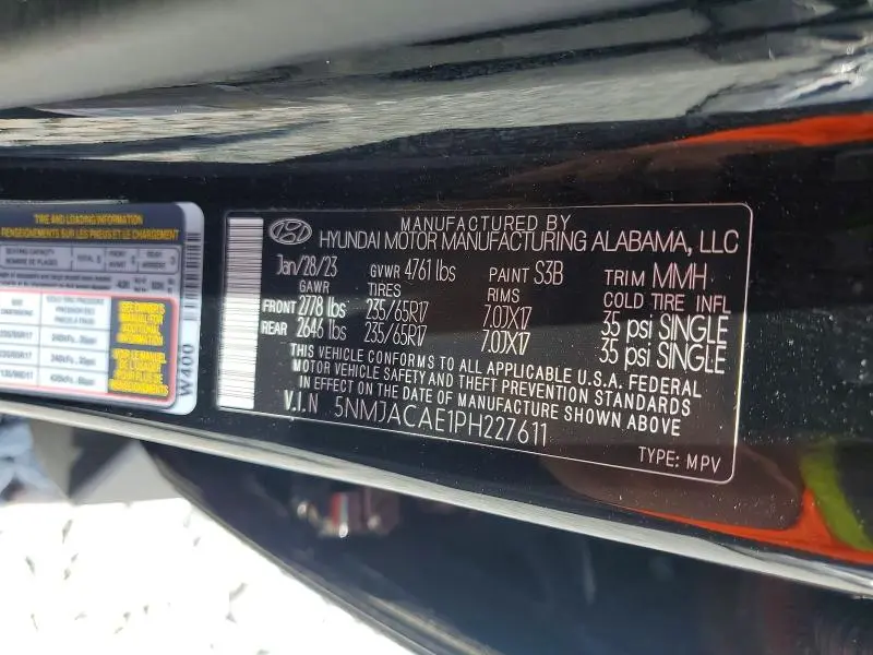 2023 HYUNDAI TUCSON SE  