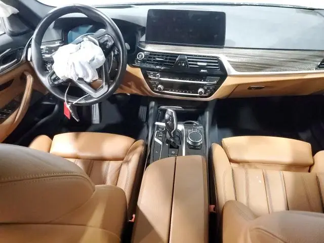 2021 BMW 530 XI