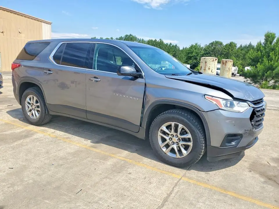 2020 CHEVROLET TRAVERSE LS  