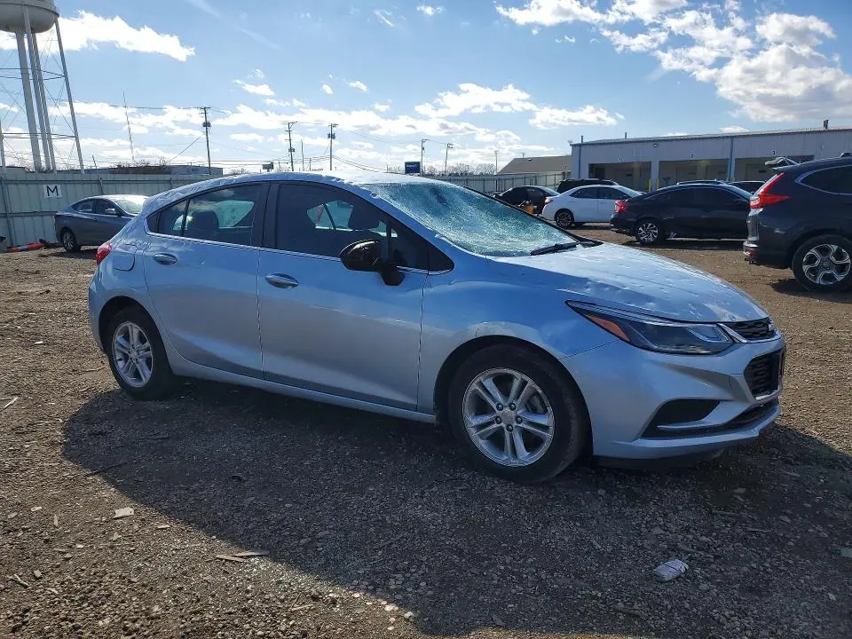 2017 CHEVROLET CRUZE LT  