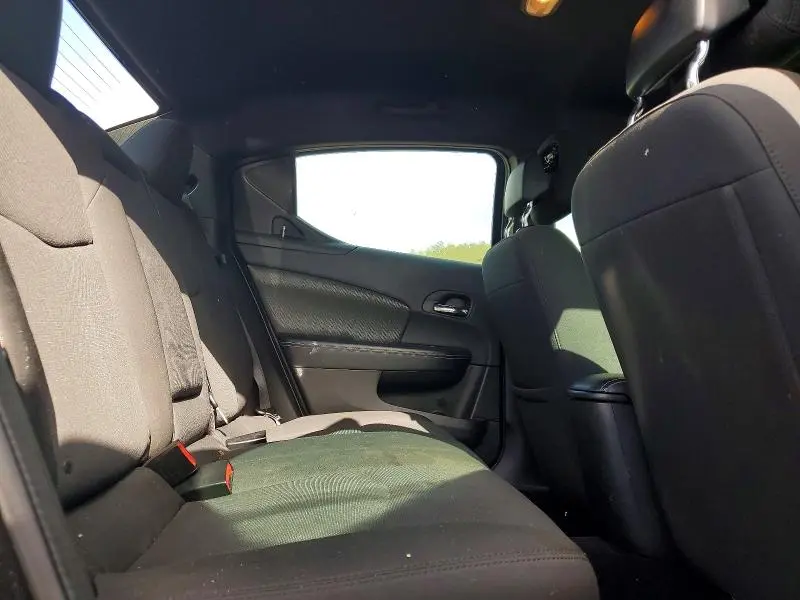 2012 DODGE AVENGER SE  