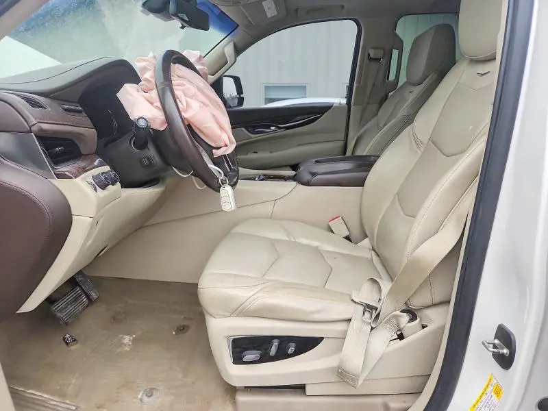 2017 CADILLAC ESCALADE PREMIUM LUXURY  
