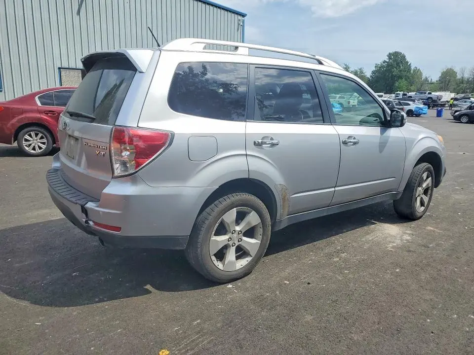2013 SUBARU FORESTER TOURING  