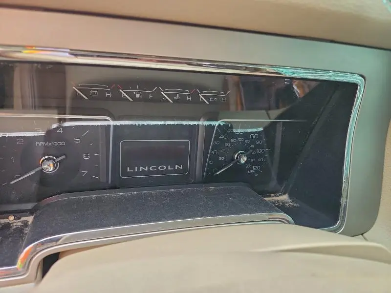 2010 LINCOLN NAVIGATOR L  