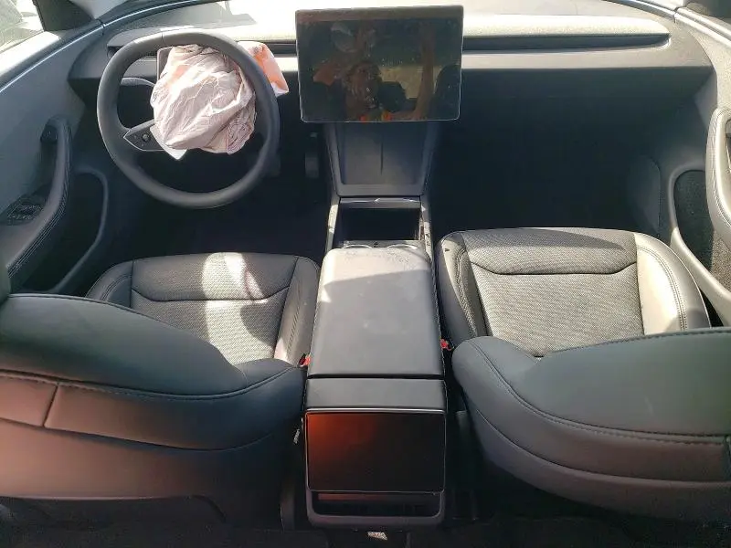 2026 TESLA MODEL 3   