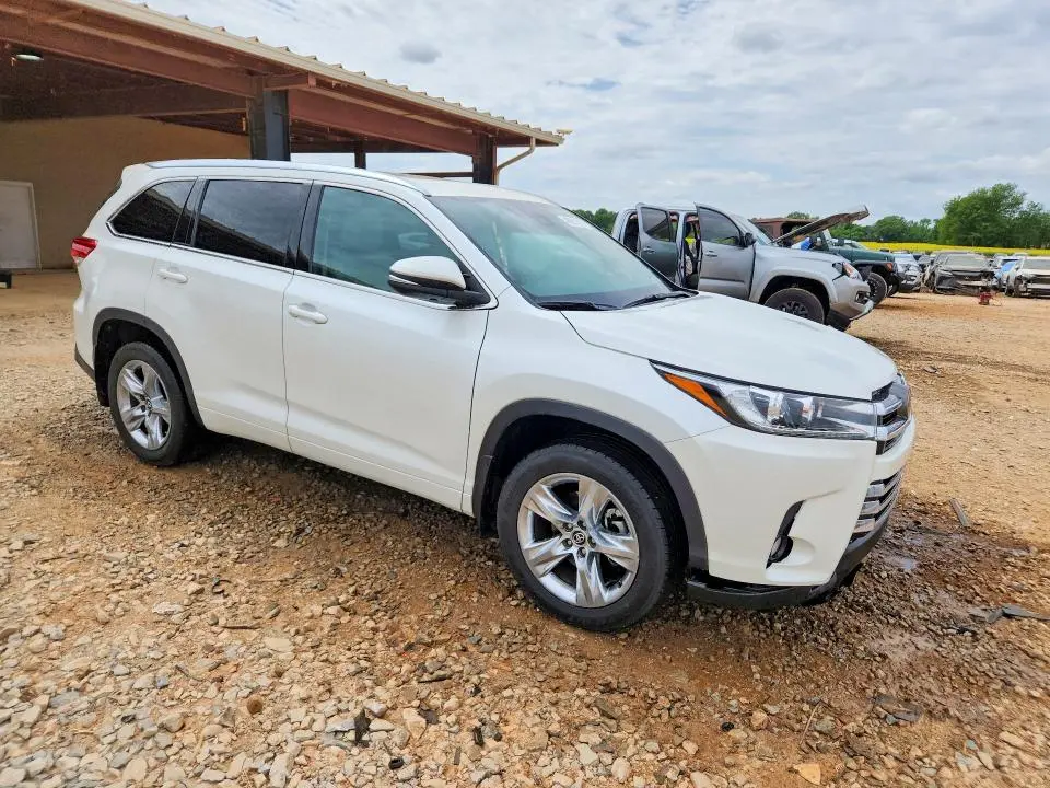 2018 TOYOTA HIGHLANDER LIMITED  