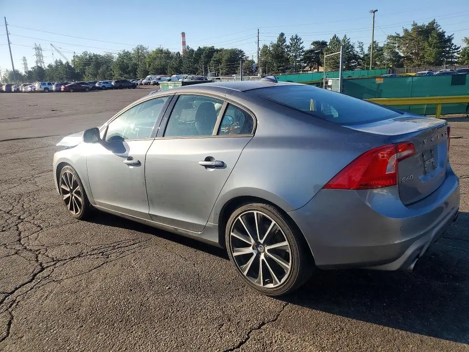 2018 VOLVO S60 DYNAMIC  