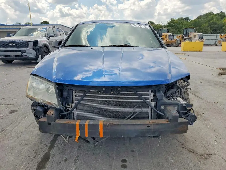 2013 DODGE AVENGER SE  