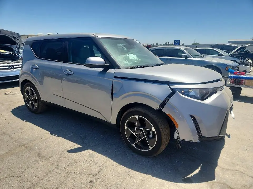 2025 KIA SOUL EX  