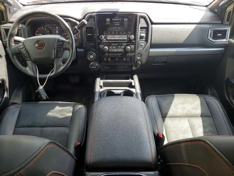 2023 NISSAN TITAN PRO-4X  