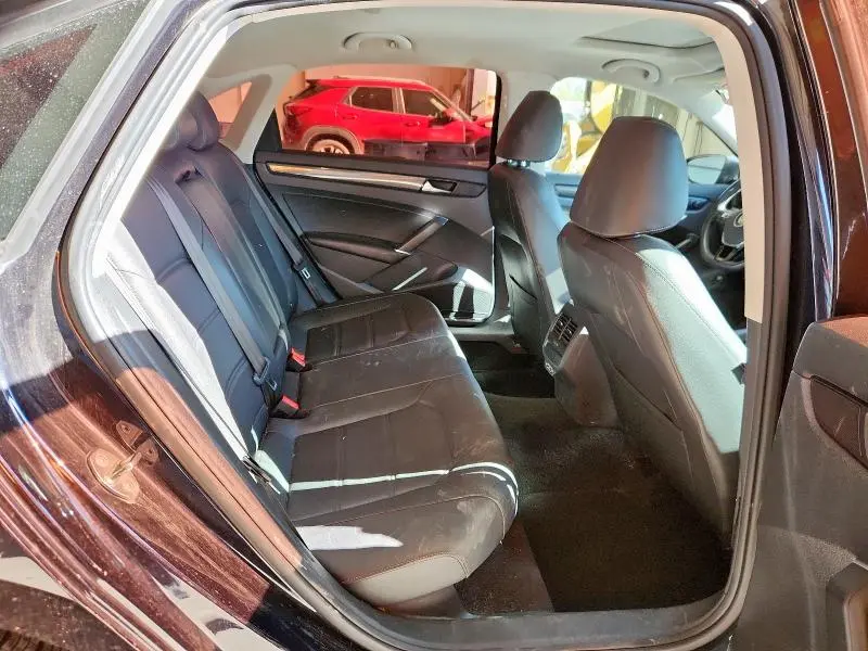 2020 VOLKSWAGEN PASSAT R-LINE