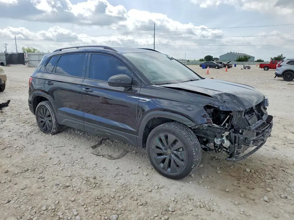 2024 VOLKSWAGEN TAOS S  