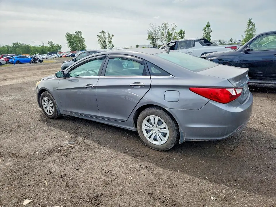 2011 HYUNDAI SONATA GLS  