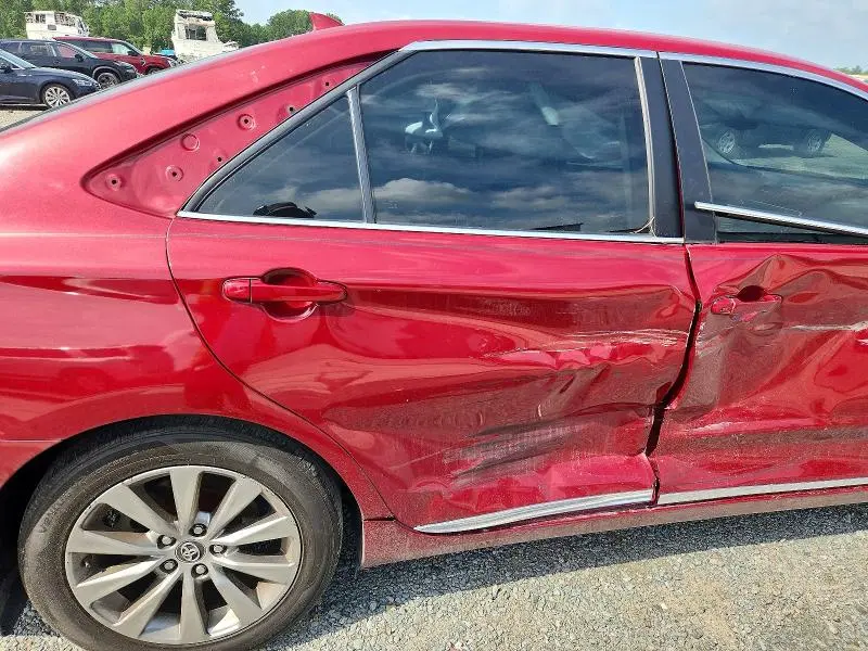 2017 TOYOTA CAMRY XLE V6  