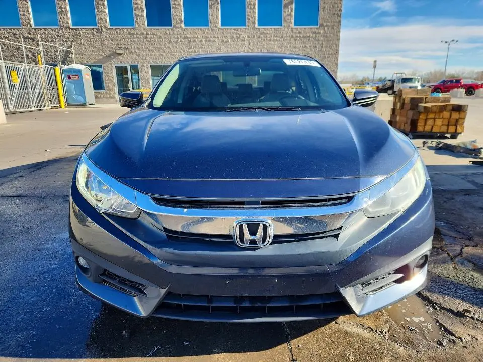 2017 HONDA CIVIC EX  