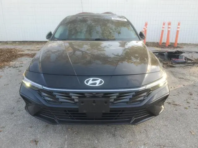 2024 HYUNDAI ELANTRA LIMITED  