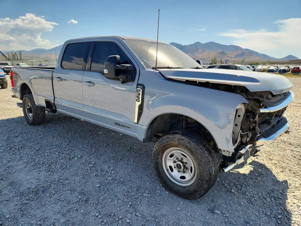 2025 FORD F350 SUPER DUTY  