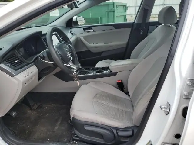 2018 HYUNDAI SONATA SE  