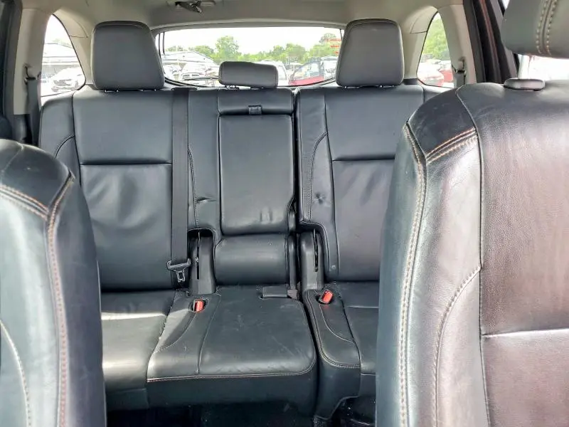 2014 TOYOTA HIGHLANDER XLE  