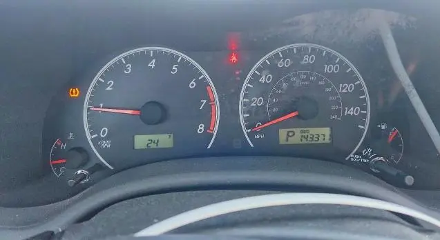 2012 TOYOTA COROLLA LE  