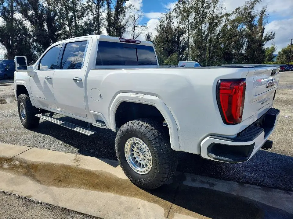 2022 GMC SIERRA K2500 DENALI  
