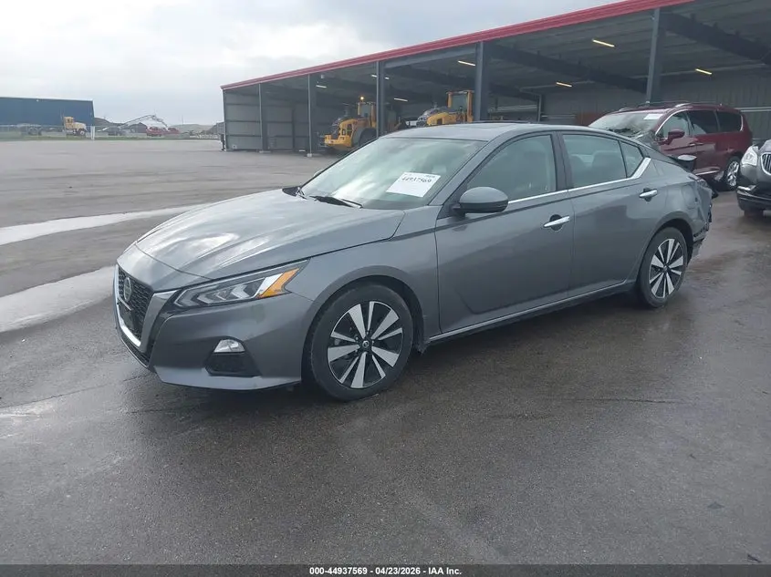2021 NISSAN ALTIMA SV FWD