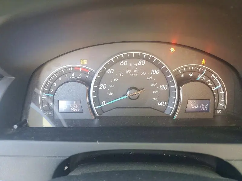 2014 TOYOTA CAMRY LE  
