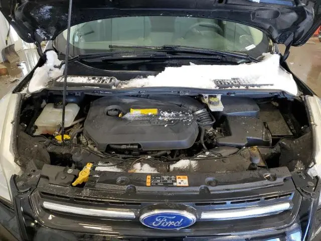 2016 FORD ESCAPE SE  