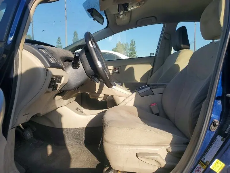 2013 TOYOTA PRIUS TWO  