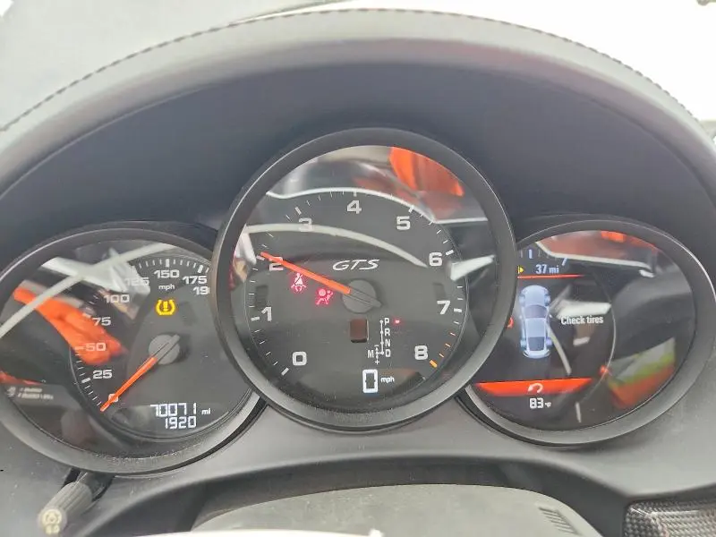 2019 PORSCHE CAYMAN S  