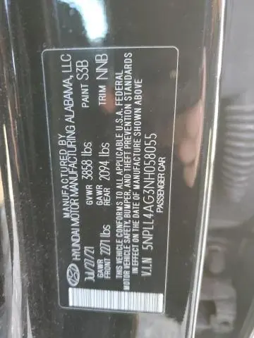 2022 HYUNDAI ELANTRA SE