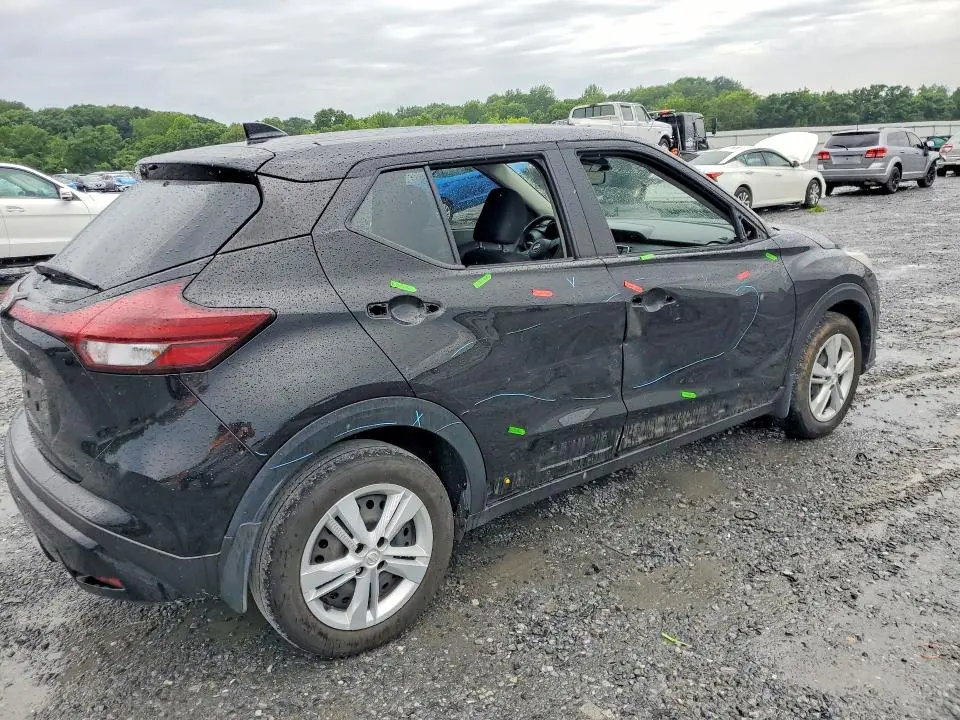 2024 NISSAN KICKS S  