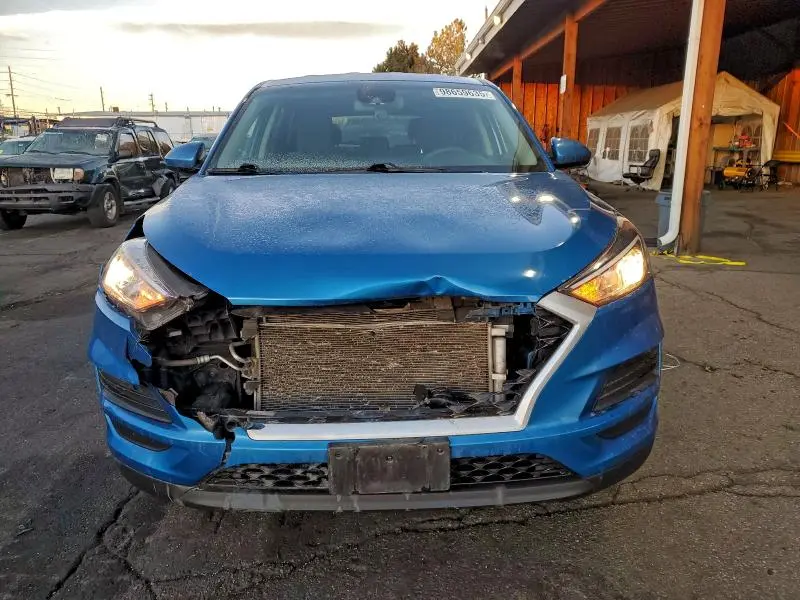 2021 HYUNDAI TUCSON SE  