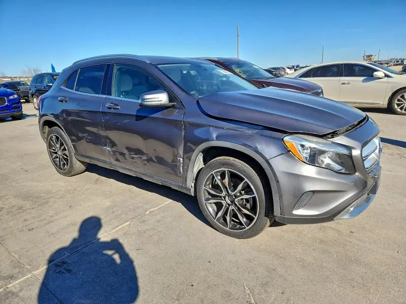 2017 MERCEDES-BENZ GLA 250  