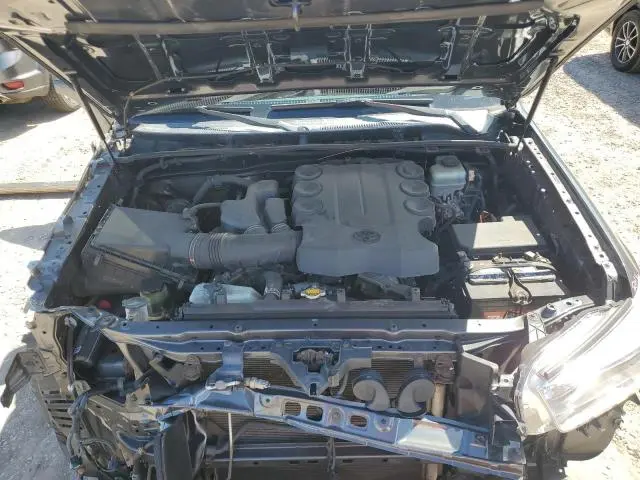 2011 TOYOTA 4RUNNER SR5  