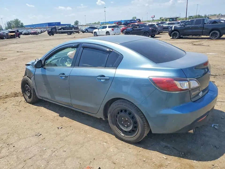 2010 MAZDA 3 I  