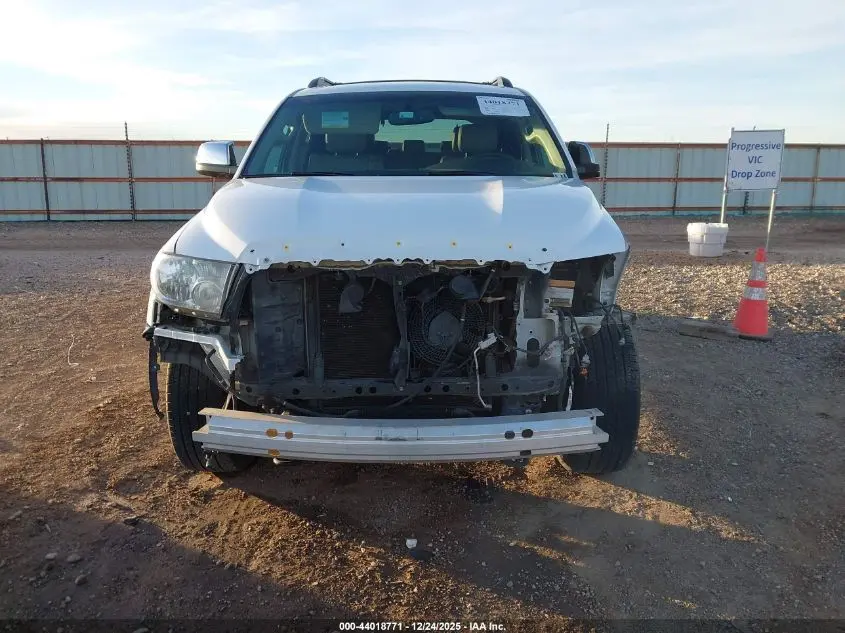 2016 TOYOTA SEQUOIA LIMITED 5.7L V8