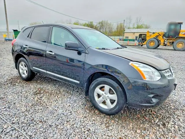 2013 NISSAN ROGUE S  