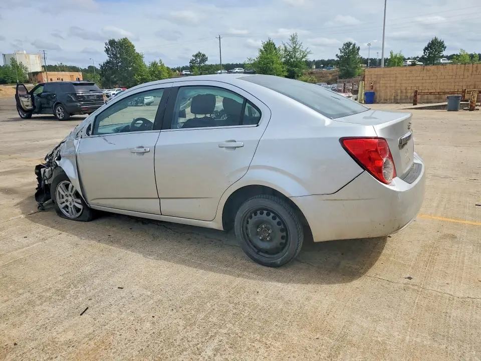 2014 CHEVROLET SONIC LT  