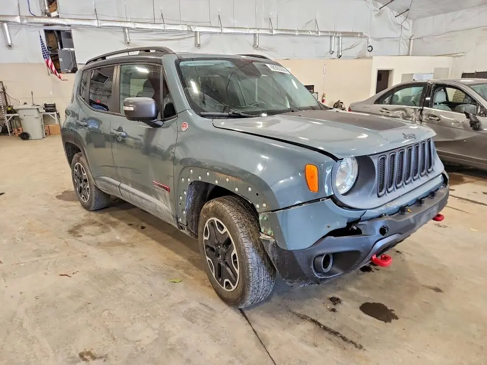 2016 JEEP RENEGADE TRAILHAWK  